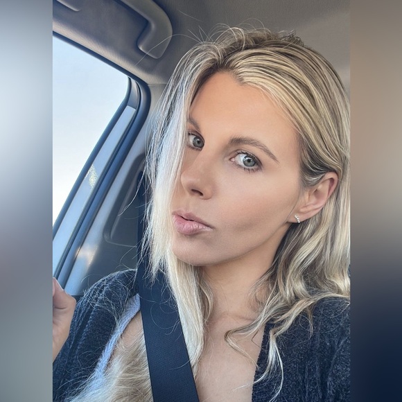 Meet your Posher, Lesya - Picture 2 of 5